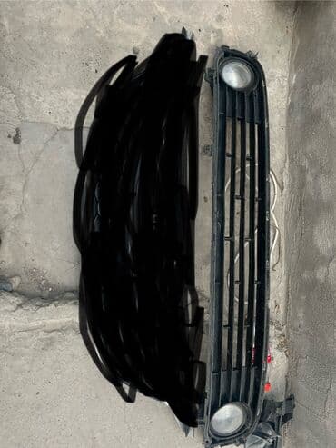 Решетка радиатора Kia 2017 г., Б/у, Оригинал