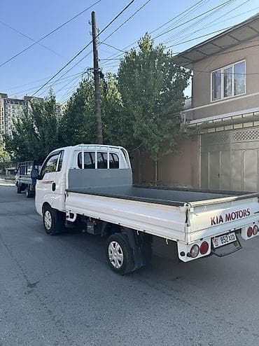 еврейский авто: Kia BONGO: 2021 г., 2.4 л, Механика, Газ, Фургон — 8