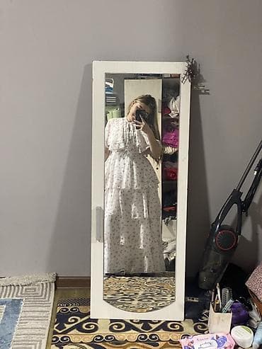 Көйнөктөр: Кече көйнөгү, А-силуэт, Узун модель, Шифон, Жеңдери менен, L — 1