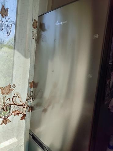 Холодильник Б/у, Двухкамерный, De frost (капельный) — 5