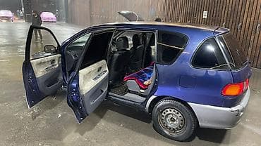 калганы: Toyota Ipsum: 1996 г., 2 л, Автомат, Бензин, Вэн/Минивэн — 5