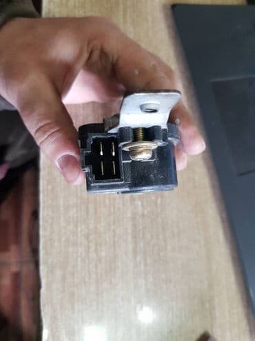 купить станок для изготовления ключей бу: Замок двери Mitsubishi Б/у, Оригинал, Япония — 3