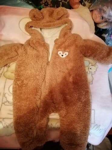 детский зимний комбез для новорождённых: Детские тёплые и на межсезонье комбезы б/у. Состояние хорошее. На — 3