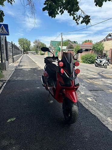 мотоциклы 600 куб: Тип скутера 150 куб. см, Бензин, Б/у — 3