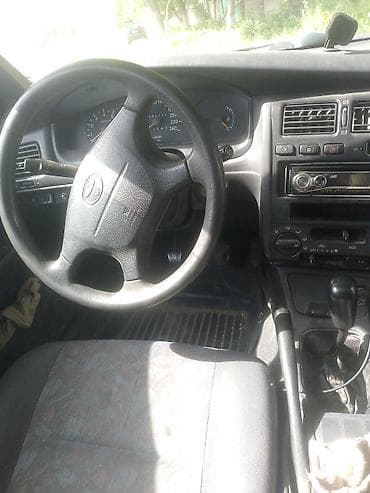 Продажа авто: Toyota Carina: 1997 г., 1.6 л, Механика, Бензин, Универсал — 2