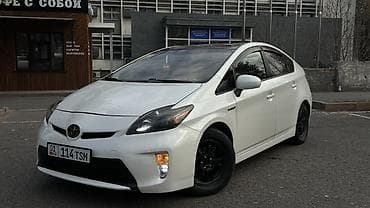 Унаа сатуу: Toyota Prius: 2015 г., 1.8 л, Автомат, Гибрид, Хетчбек — 8
