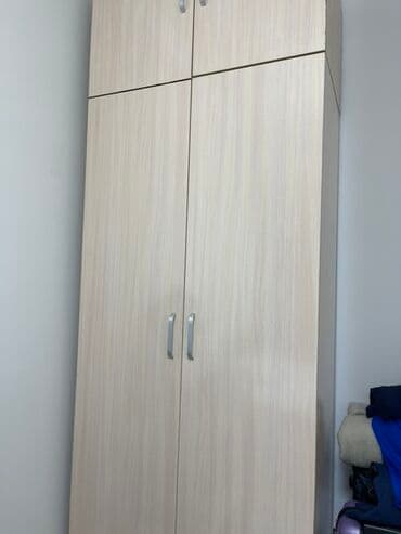 Шкаф для одежды, Прямой