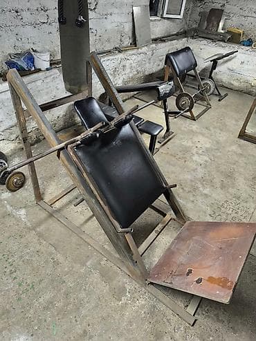 Спорт и отдых: Продаю тренажёр гак машина. Цена 18000 сом. телефон — 3