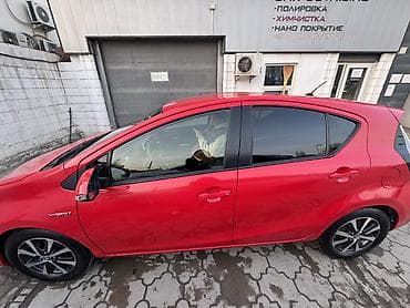 Toyota Aqua: 2019 г., 1.5 л, Вариатор, Гибрид, Хетчбек — 4