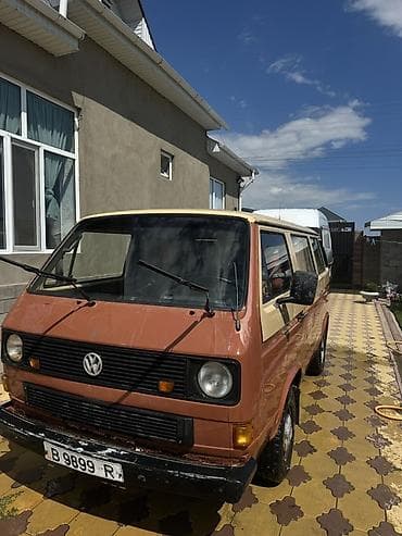 чехлы бу: Volkswagen Transporter: 1984 г., Бус — 1