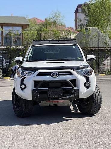 toyota 4ranner: Toyota 4Runner: 2023 г., 4 л, Автомат, Бензин, Внедорожник — 3