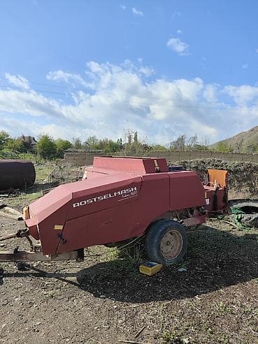 нож отвала: Тюковый пресс-подборщик ROSTSELMASH Tukan-1600 - Тип: прицепной — 2