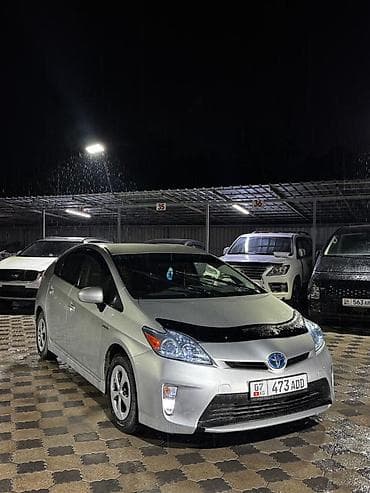 prius c: Toyota Prius: 2013 г., 1.8 л, Автомат, Гибрид, Седан — 1