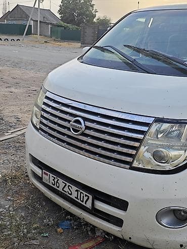 бампер машины: Nissan Elgrand: 2006 г., 3.5 л, Автомат, Газ, Минивэн — 2
