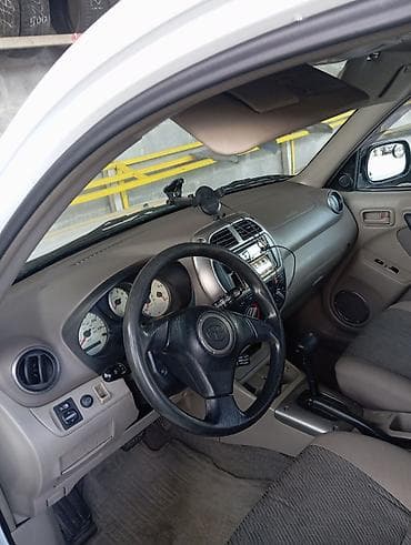 range over: Toyota RAV4: 2002 г., Автомат, Бензин, Кроссовер — 2