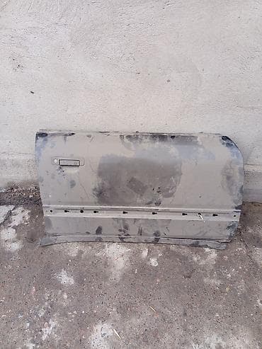 Двери и комплектующие: Дверь Задняя правая Audi — 1