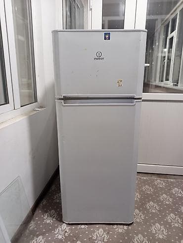 deepcool da: Холодильник Indesit, Двухкамерный, De frost (капельный) — 1