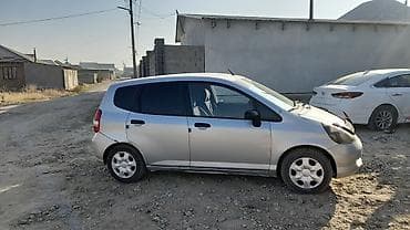 Унаа: Honda Jazz: 2004 г., 1.3 л, Вариатор, Бензин — 4
