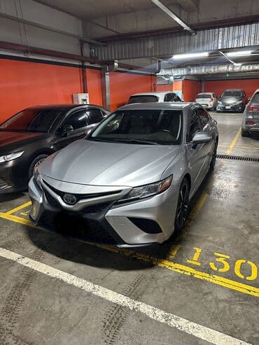 купить фораннер в бишкеке: Toyota Camry: 2017 г., 2.5 л, Автомат, Бензиновая, Седан — 5