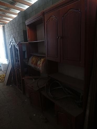 тумба под тв бишкек: Гарнитур для зала, Б/у, Шкаф, Дерево, Самовывоз, цвет - Коричневый — 1