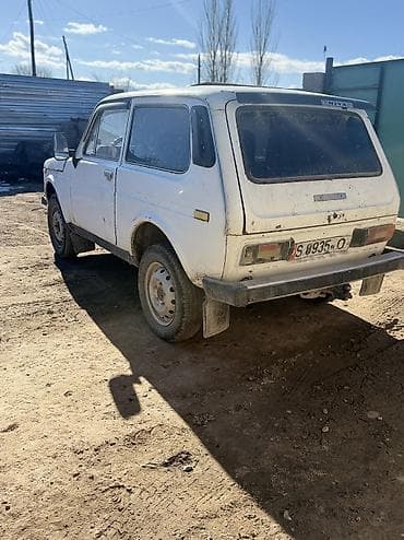 ВАЗ (ЛАДА) 4x4 Нива: 1982 г., 1.7 л, Механика, Бензин, Универсал