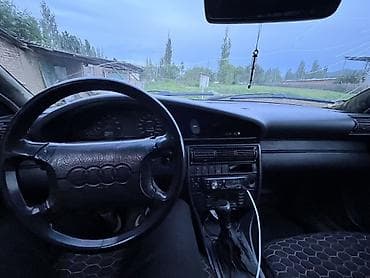 Audi 100: 1993 г., Механика, Седан — 4