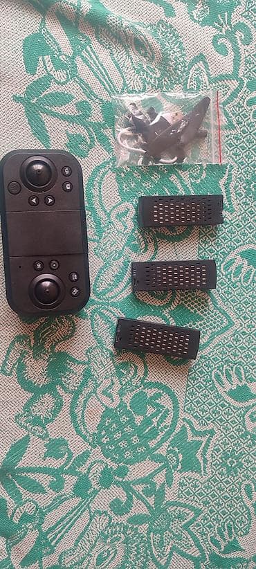 ssd для серверов phison s10: Квадрокоптер E88 Plus Aerial Drone - Складная конструкция, компактный — 6