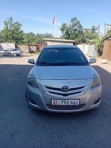 Toyota: Toyota Yaris: 2008 г., 1.5 л, Автомат, Бензин, Седан — 1