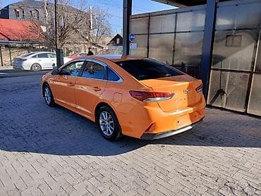 саната оранжевый: Hyundai Sonata: 2019 г., 2 л, Автомат, Газ — 4