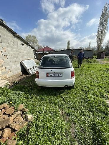 гене: Nissan Micra: 1994 г., 1 л, Ручные, Бензин, Хэтчбэк — 4