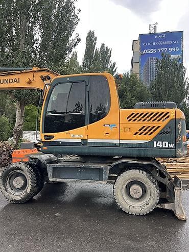 Унаа: Экскаватор, Hyundai, 2012 г., Дөңгөлөктүү — 3