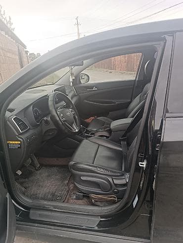 camry 2000: Hyundai Tucson: 2019 г., 1.6 л, Робот, Дизель, Кроссовер — 4
