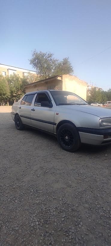 mk 1: Volkswagen Vento: 1992 г., 1.8 л, Механика, Газ, Седан — 4