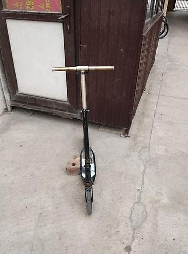 Самокаттар: Самокат, Шаар ичинде тебүү үчүн — 1