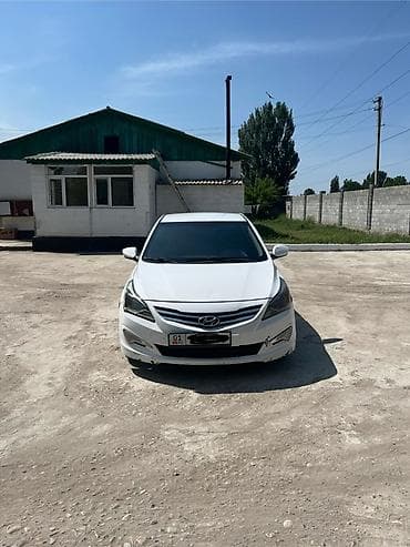 Hyundai Solaris: 2015 г., 1.4 л, Автомат, Бензин, Седан
