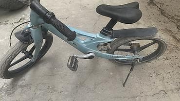 Детский велосипед, 2-колесный, 4 - 6 лет, Для мальчика, Б/у