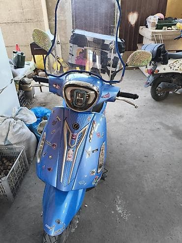 super cub: Скутер JOG — яркий городской транспорт в голубом цвете с — 1