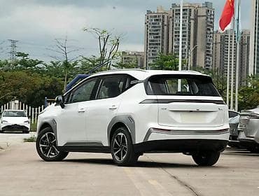 недорогие электромобили: Электромобиль GAC Aion Y (кроссовер/MPV) Ключевые особенности: - — 3