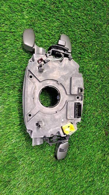 m54: Шлейф-лента Bmw E65/Е66 ​ Марка: BMW Год: 2002 Кузов: E65 Двигатель — 5