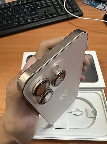 iphone 16 pro white: IPhone 16 Pro Max, Б/у, 256 ГБ, Desert Titanium, Чехол, Кабель, 95 % — 4
