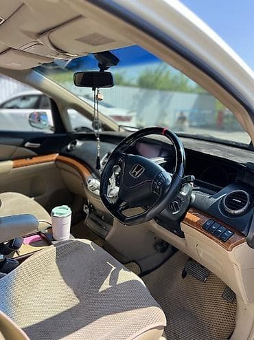 сиденья на одиссей: Honda Odyssey: 2004 г., 2.4 л, Автомат, Бензин, Минивэн — 4