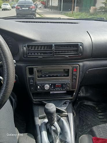 Volkswagen: Volkswagen Passat Variant: 1998 г., 1.8 л, Механика, Бензин, Универсал — 4