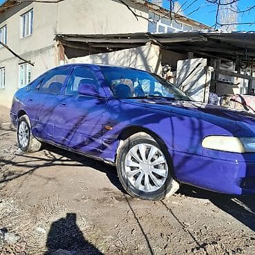 Mazda: Mazda 626: 1995 г., 1.8 л, Механика, Бензин, Хэтчбэк — 5
