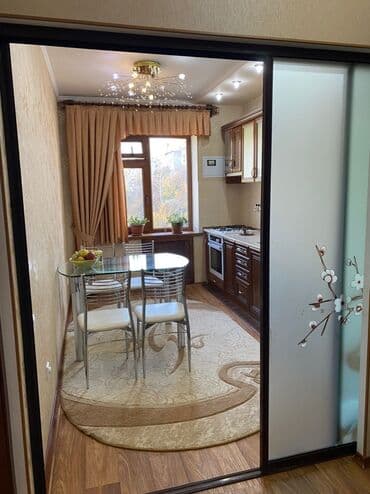 дом асанбай: 4 бөлмө, 85 кв. м, 105-серия, 4 кабат, Евроремонт — 9