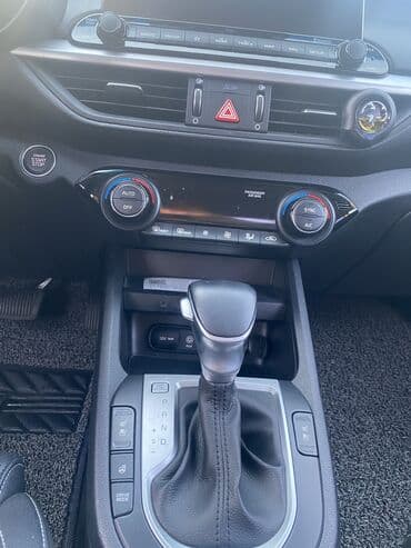 авто в рассрочку без банка без первоначального взноса в бишкеке: Kia K3: 2019 г., 1.6 л, Автомат, Бензиновая, Седан — 7