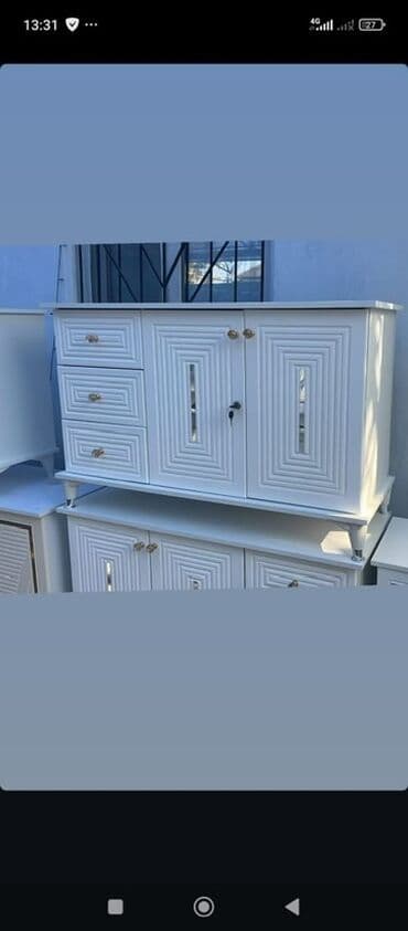 Комод для одежды, С зеркалом, цвет - Белый at lalafo.kg Комод для одежды, С зеркалом, цвет - Белый