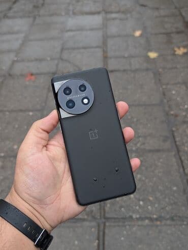 обслуживание аккумуляторов: OnePlus 11, Б/у, 256 ГБ, цвет - Черный, 2 SIM — 1