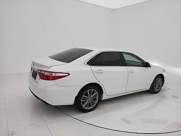 small car: Toyota Camry: 2015 г., 2.5 л, Автомат, Бензин, Седан — 7