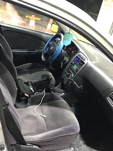 авенсим: Toyota Avensis: 2001 г., 1.8 л, Механика, Бензин, Хэтчбэк — 7