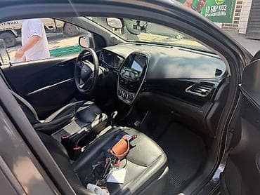 ravon spark: Chevrolet Spark: 2017 г., 1 л, Автомат, Бензин, Хэтчбэк — 10